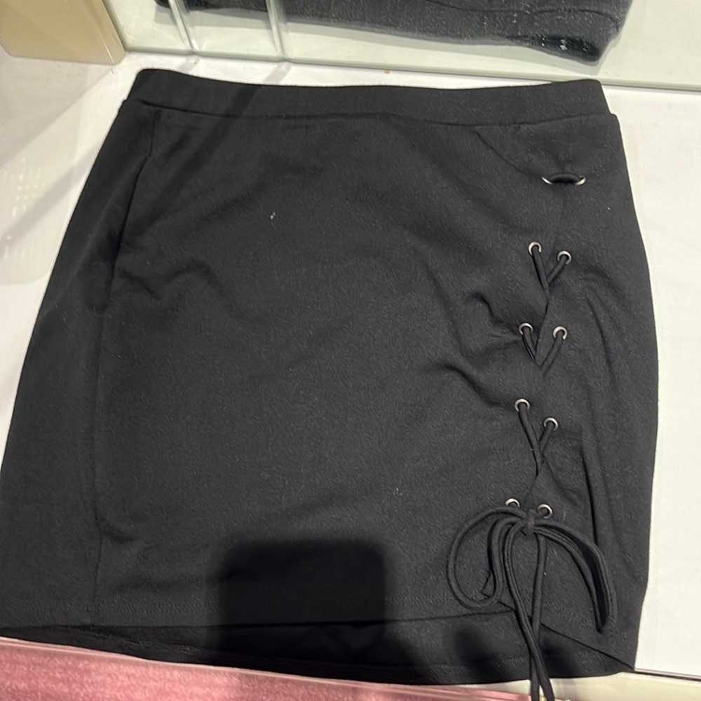 Black mini skirt